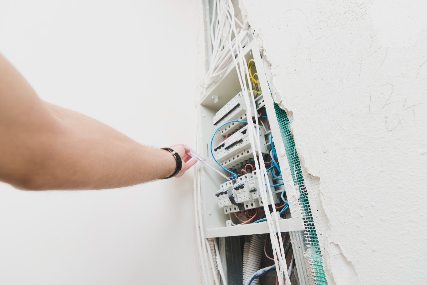 fuse box keeps tripping — BTD Electrical & Data